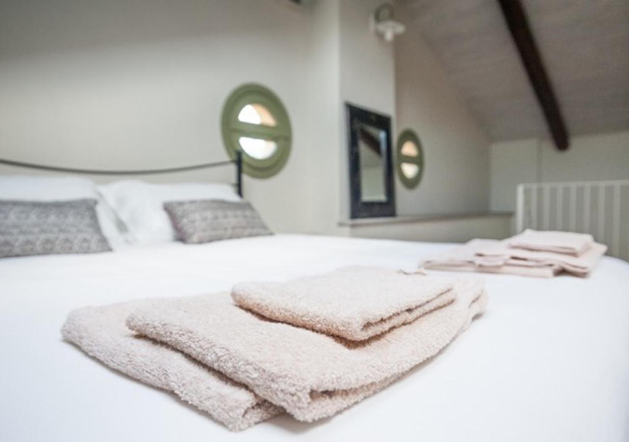 Charming Loft Golf Club Barolo Apartment Novello Exterior photo