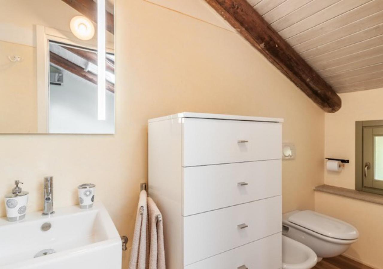 Charming Loft Golf Club Barolo Apartment Novello Exterior photo
